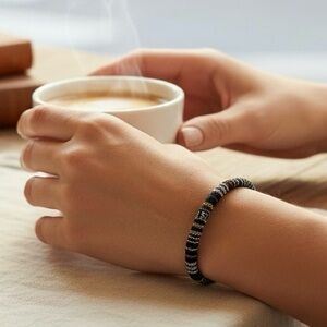 Elegant Cord Bracelet - Adjustable Design, High Quality